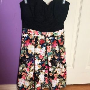 Strapless dress